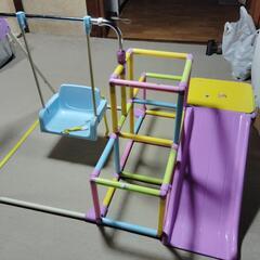 子供用　ジャングルジム　滑り台　鉄棒の画像