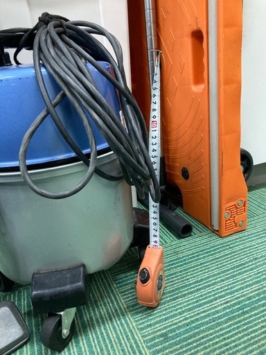 日立電気掃除機　業務用　2021年製