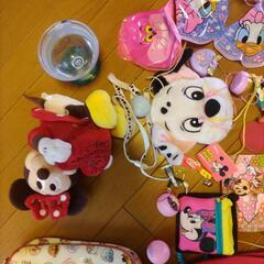 ディズニー、アンパンマングッズの画像