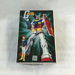 バンダイ　機動戦士ガンダム　1/144スケール　プラモデル　RX...