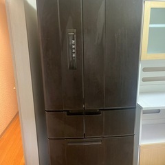 三菱6年式冷蔵庫  木目調 6ドア  自動製氷機能有り