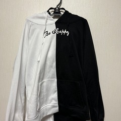 ツートン ブラック×ホワイトパーカーの画像