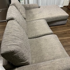 三人掛けカウチソファー