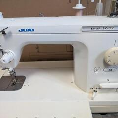 JUKI TL-30DX WHITE 本体　職業用　本縫い JUKI TL-30DX 職業用本縫いミシン SPUR 30DX