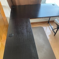 L字デスクの画像