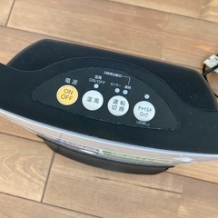 【受付終了】センサー付きセラミックファンヒーターの画像