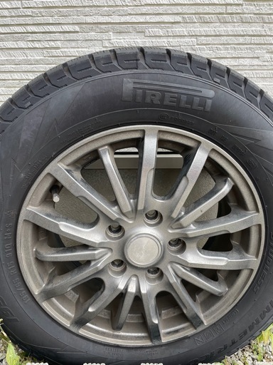 Pirelli ４本セット　スタッドレス 195/65 R15 発送不可