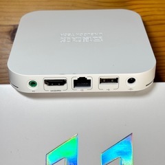Unblock Tech UBox 11 スマート TV ボックス の画像
