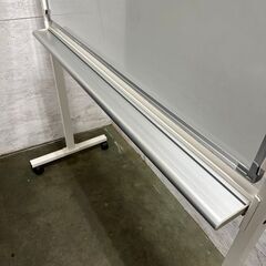 【ジモティ限定特価】 ホワイトボード キャスター付き Y0511の画像