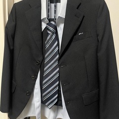 子供用スーツ　140サイズ　男の子　4点セットの画像