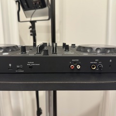Pioneer DDJ-FLX4 DJコントローラーの画像