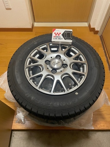 スタッドレスタイヤ