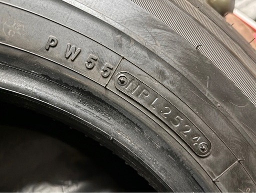トーヨータイヤ 夏用 195/80R15　2024年製