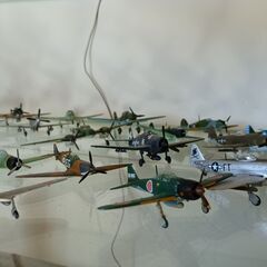 戦闘機のミニプラモ　50機の画像