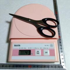 タニタ デジタルスケール ピンクの画像