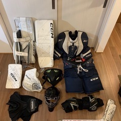 アイスホッケーゴーリ装備CCM