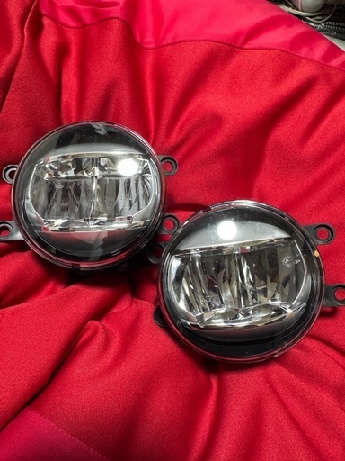 トヨタ 30 ヴェルファイア 高グレード 純正フォグ