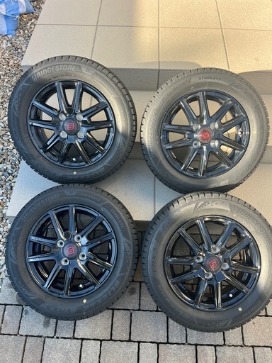 スタッドレスタイヤ13インチ