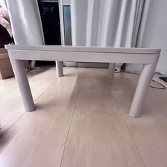 こたつ机の画像