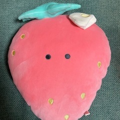 【差し上げます】いちご　ぬいぐるみ