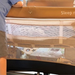 ベビーベッドの画像