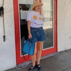 新品同様✨ Flower by EDIE PARKER Tシャツの画像