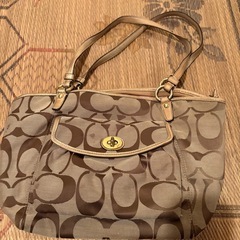 コーチトートバッグ