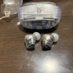 ⭐︎美品！人気のスケルトン ⭐︎beats studio buds＋