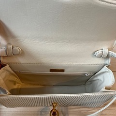 ハナエモリ　ショルダーバッグの画像