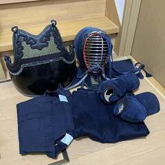 剣道着セット1000円で譲ります。