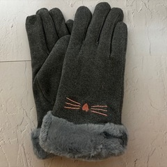 ♥️各デザイン・各色有り♥️【新品・未使用】スマホが使える✨手袋 レディース 防寒　グレー・ネコモチーフ  の画像