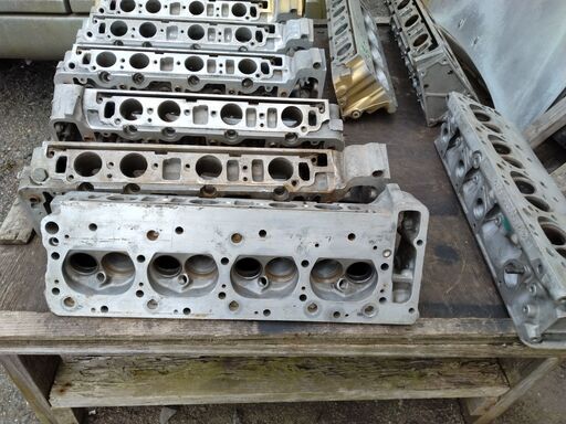 メルセデスーベンツ117-116エンジンンシリンダーヘツト左右販売 Mベンツ117-116型エンジン各種シリンダーヘツト販売