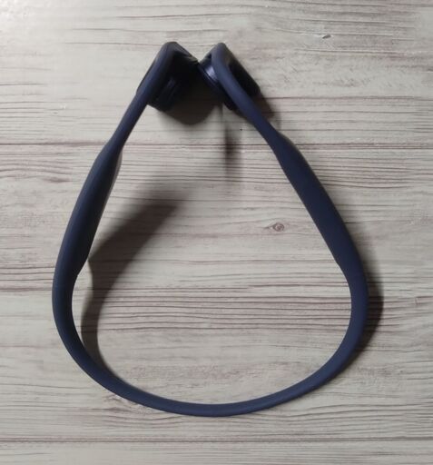 ＃８．SHOKZ TITANIUM　ワイヤレス骨伝導イヤホン　グレー