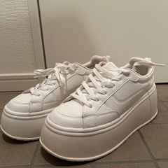 ZARA プラットフォーム厚底スニーカー

