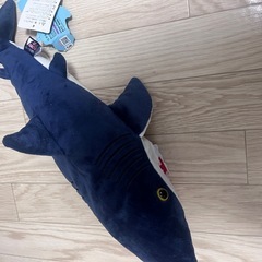 サメぬいぐるみ