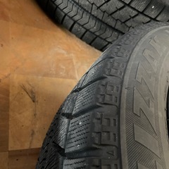 205/55R16ブリヂストンVRXアルミホイール付きの画像