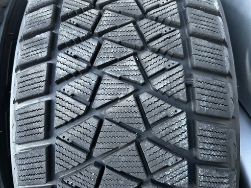 225/60R17 スタッドレス フォレスター XV アルファード