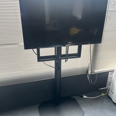 テレビスタンド➕テレビ(スマート液晶テレビ)