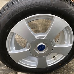 冬用、車のタイヤ