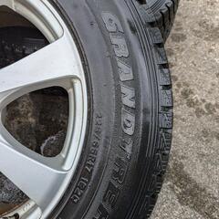225/65R17 スタッドレスタイヤの画像