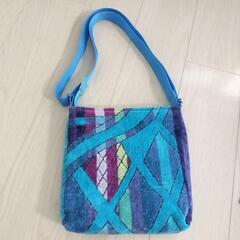 ショルダーバッグの画像