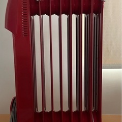 【超〜激安‼︎今冬に大活躍‼︎】元値13000円　1回使用のみ♪　マイコン式オイルヒーター 「Hidamari ひだまり」 レッド  OH-1430-RD 空気も綺麗♪安心安全♪の画像