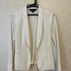 スーツ2点（INDIVI、LAUTREAMON）の画像