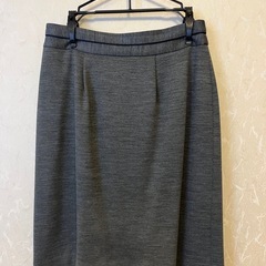 スーツ2点（INDIVI、LAUTREAMON）の画像