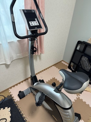 定価約40,000 フィットネスバイク
