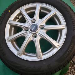 ワンシーズン100㌔程度使用のスタッドレスアルミホイール付きバリ山