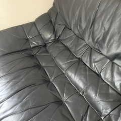 カリモク　ソファ　2人掛け　横138奥行き75高さ75cmの画像