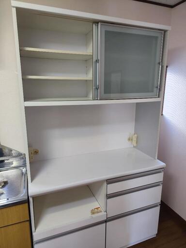 （取引打ち合わせ中）食器棚120センチ