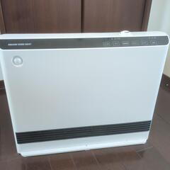 2019年製　セラミックヒーターの画像