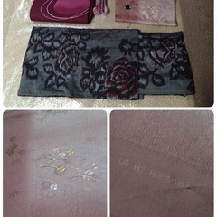 ● R)  紬 着物 薔薇柄 モダン柄 お太鼓 帯 帯揚げ 丹後ちりめん 刺繍 帯締め くすみピンク レトロ ブローチ 身丈144cm   5点セット ③の画像